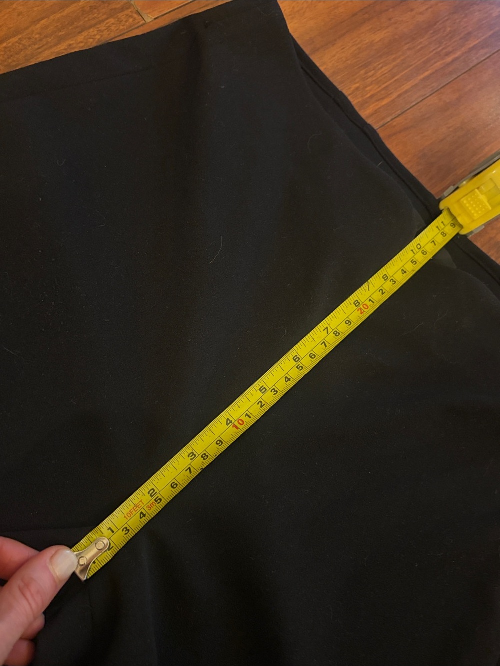 White House Black Market Black Pull-On Pants - Picture 5 of 9
